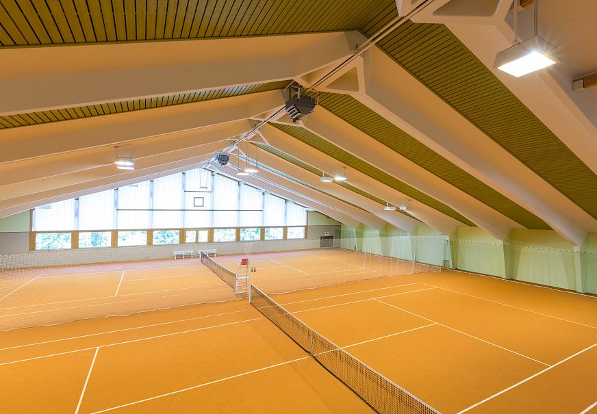 Tennishalle in der Wettersteinhalle