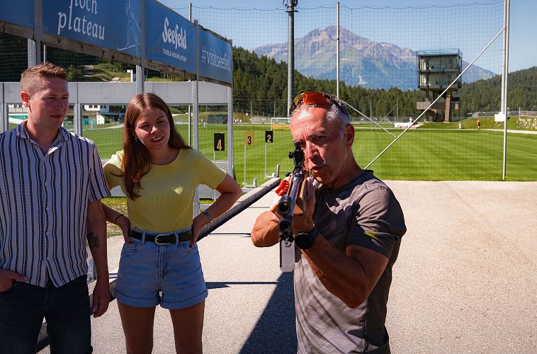WM Arena im Sommer_Paar bei Biathlon Erlebnis