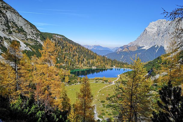 blick-auf-den-seebensee-im-goldenen-herbst-2-1