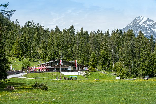 blick-auf-wildmoosalm-seefeld-1