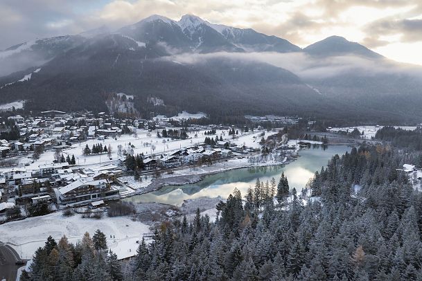 drohnenaufnahme-neuschnee-in-der-region-seefeld-14