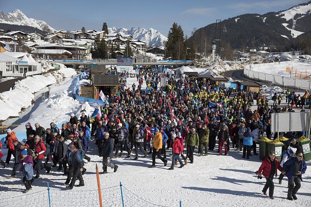 fans-in-der-wm-arena-1-1