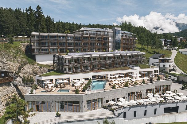 hotel-nidum-sommer-1