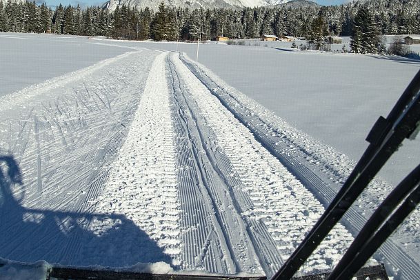 im-loipenspurgeraet-in-leutasch-2-1