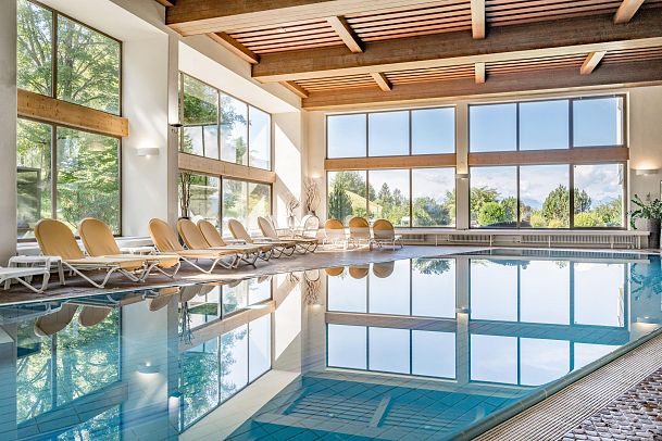 panorama-pool-mit-ausblick-inntalerhof-1