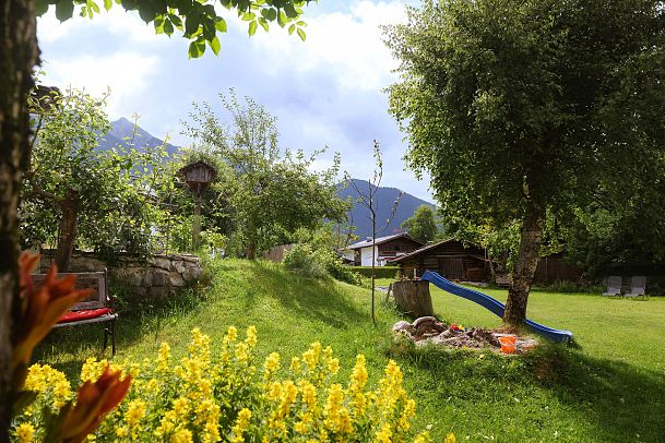 Plateau Pionier Landhaus Schmiedhof_Garten