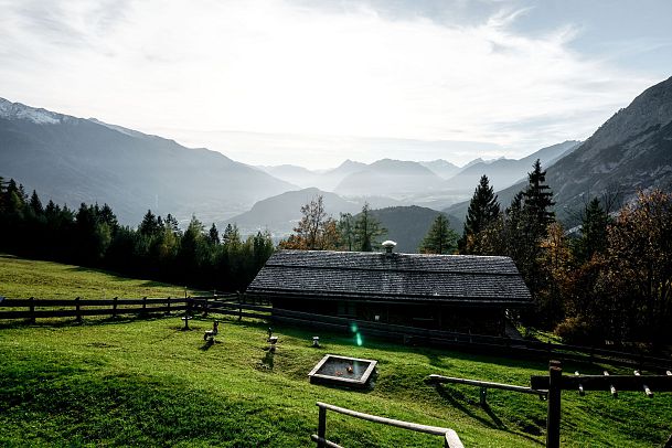 ropferstub-m-ausblick-uebers-inntal-c-olympiaregion-seefeld-tessa-mellinger-1