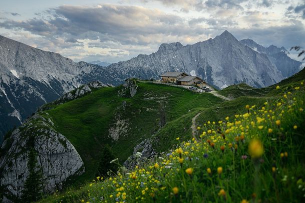 Rotmoosalm zur Sonnenuntergangsstimmung