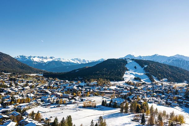 seefeld-vom-geigenbuehel-im-herbst-mit-schnee-1