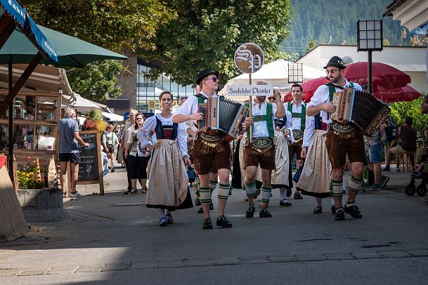 Seefelder Plattler auf dem Handwerksfest