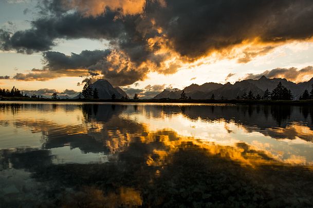 sonnenuntergang-am-speichersee-gschwandtkopf-seefeld-1