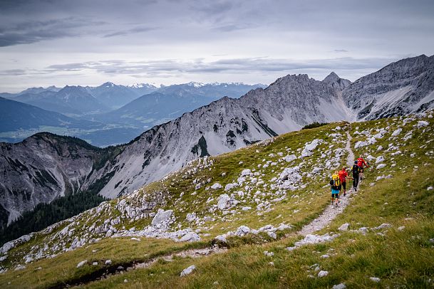 weg-zu-lafatscher-hochleger-karwendel-hoehenweg-etappe-5-1