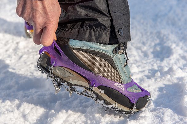 weitwandern-etappe-2-schuh-mit-schuh-schneeketten-14-1