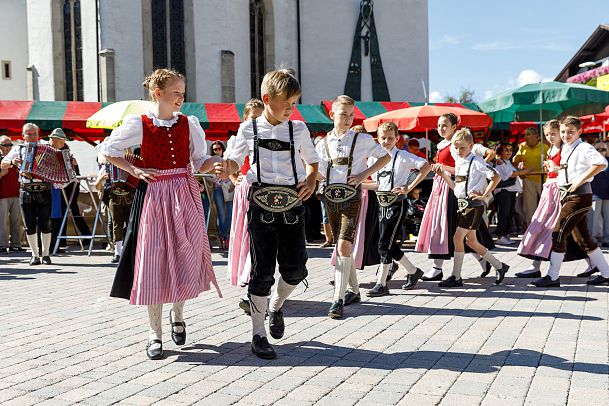 wetterstoana-schuachplattler-kinder-auffuehrung-handwerksfest-seefeld-9-1