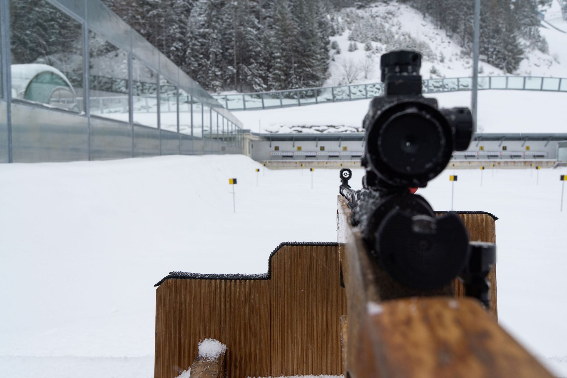 Biathlon Probeschiessen in Seefeld - Schiessen am Stand in Seefeld in der WM-Arena (6)