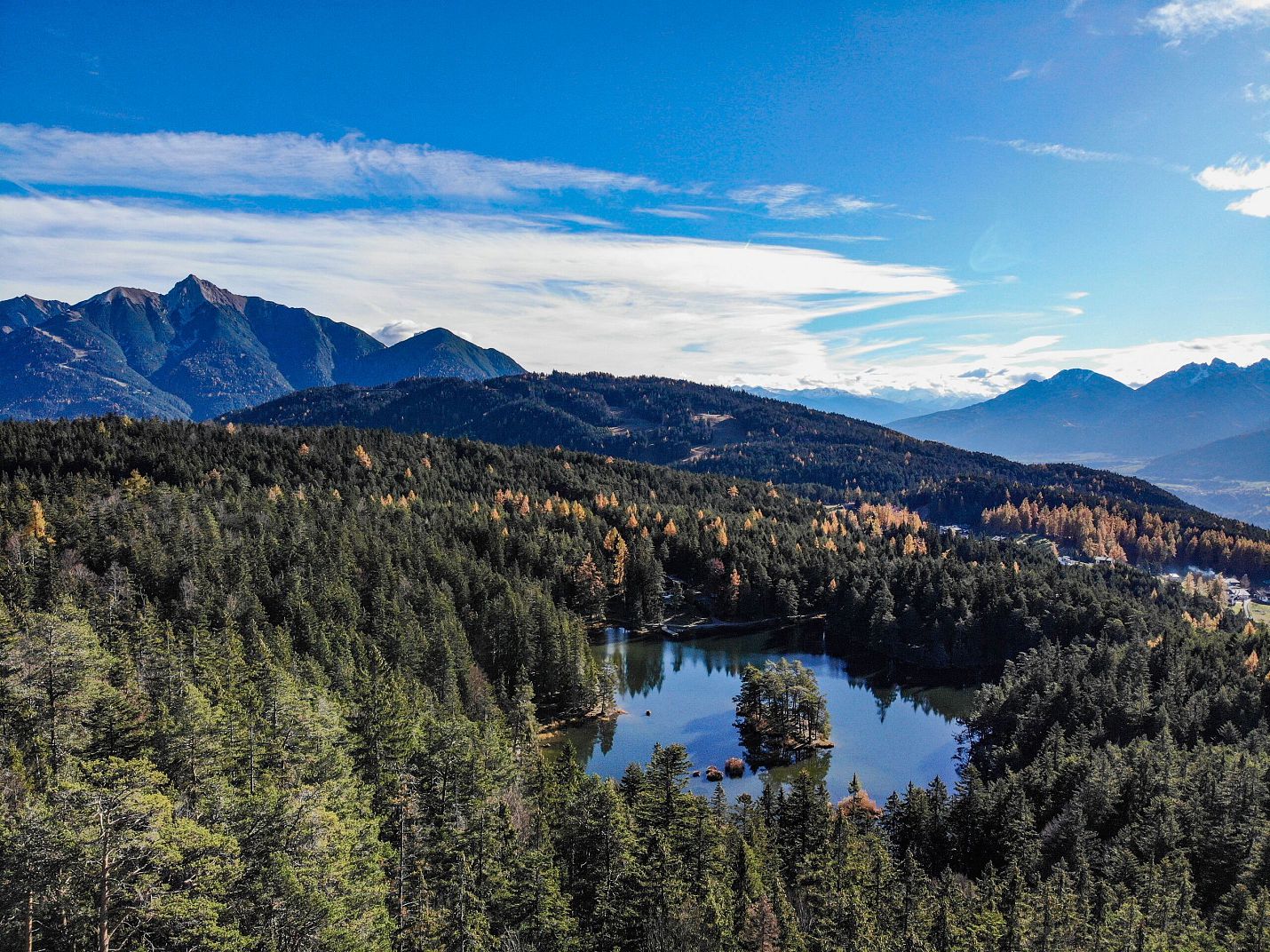 Moeserer See im Herbst - Moesern