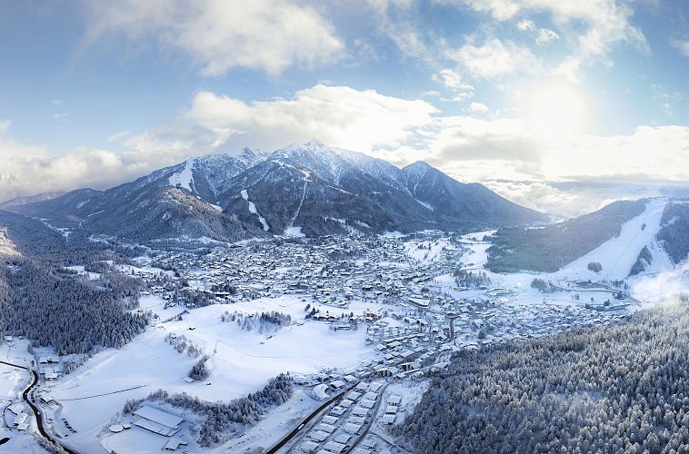 Drohnenaufnahme Seefeld im Winter_Panoramaaufnahme
