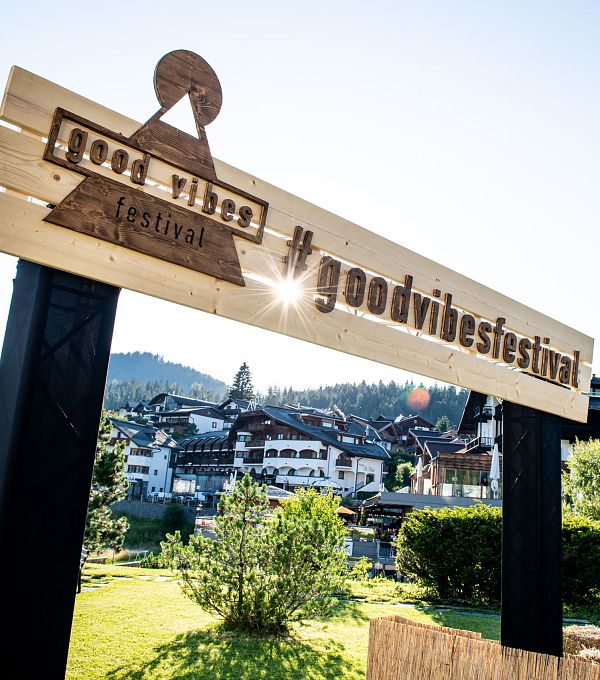 eingang-zum-good-vibes-festival-in-seefeld-31