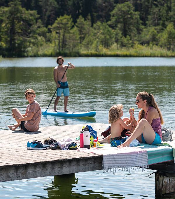 familie-am-steg-beim-see-seefeld-3-kopie-1