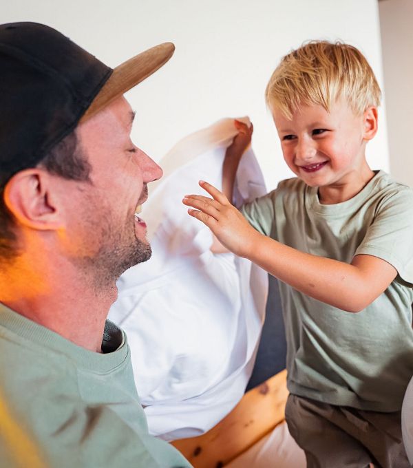 Familienurlaub in der Region Seefeld - Familie im Hotel Inntalerhof in Mösern (1)