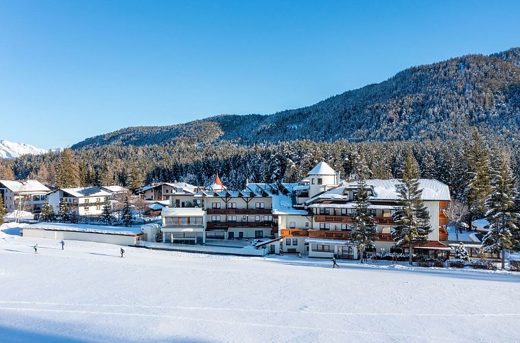 Hotel_Karwendel_Leutasch_01_2024_Winter_aussen_Drohne