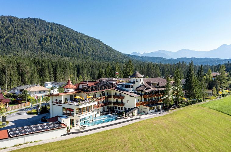 Hotel_Karwendel_Leutasch_09_2023_aussen_Drohne_5