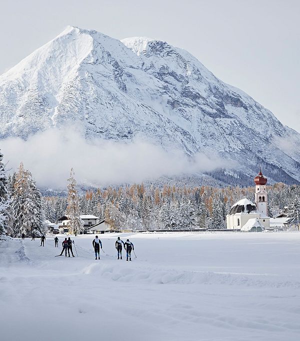 langlaeufer-auf-der-snowfarming-loipe-in-leutasch-eroeffnung-der-loipe-1