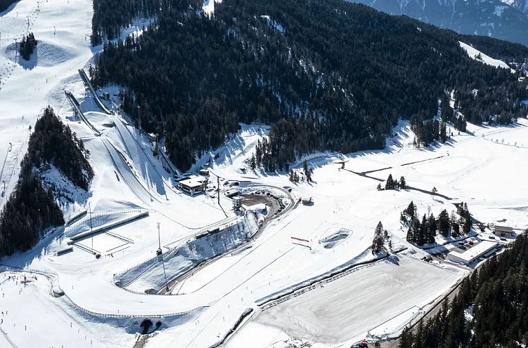 Luftaufnahme der WM-Arena und Loipen - Winter - Seefeld (4)