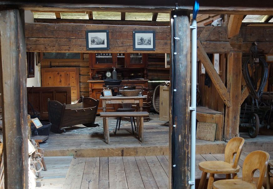 sub1-bergbauernmuseum-bei-der-ropferstubm-in-buchen-moesern-2-1
