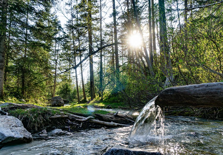 sub1-isarursprung-im-abendlicht-scharnitz