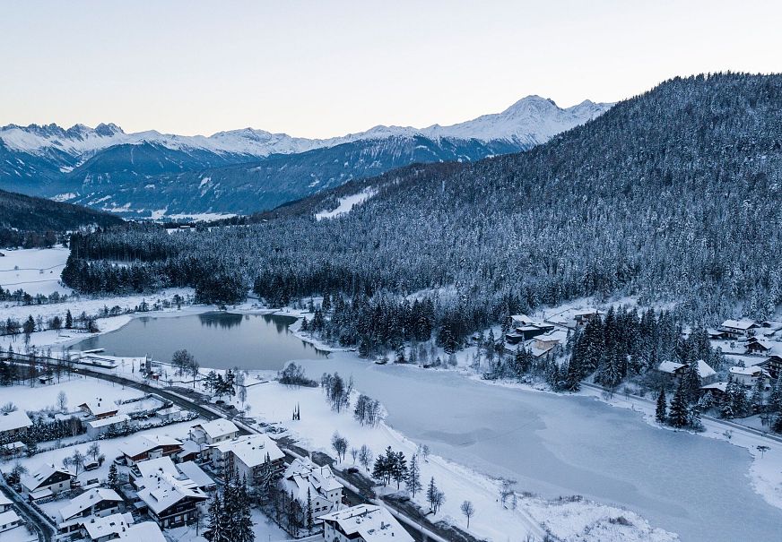 sub1-luftaufnahme-wildsee-im-winter-seefeld-1