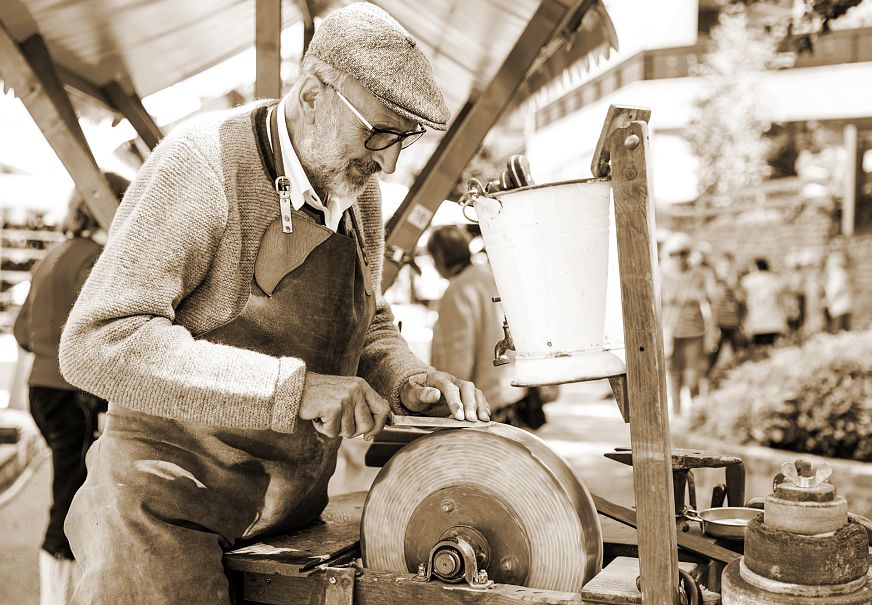 sub1-traditionelles-handwerk-handwerksfest-seefeld-5-sepia