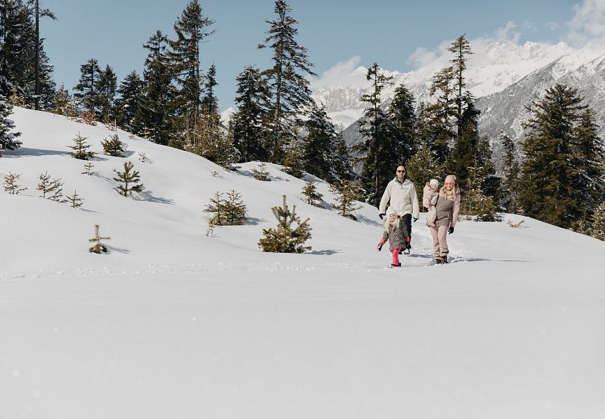 sub1-winterspatziergang-mit-kindern-katzenkopf-leutasch-11