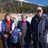 20251022_Pressereise The Guardian an der Rosshütte_Portrait Hillary mit Geschwistern_(c)Nico