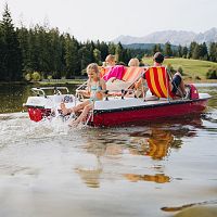 Familienurlaub in der Region Seefeld - Tretbootfahren auf dem Wildsee in Seefeld (16)