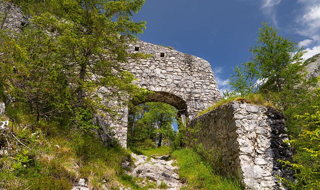 Porta Claudia Scharnitz - Eingangstor