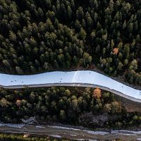 Snowfarming-Loipe und die Leutascher Ache von oben - Leutasch