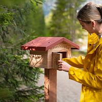 Stempelstelle mit Frau - 4